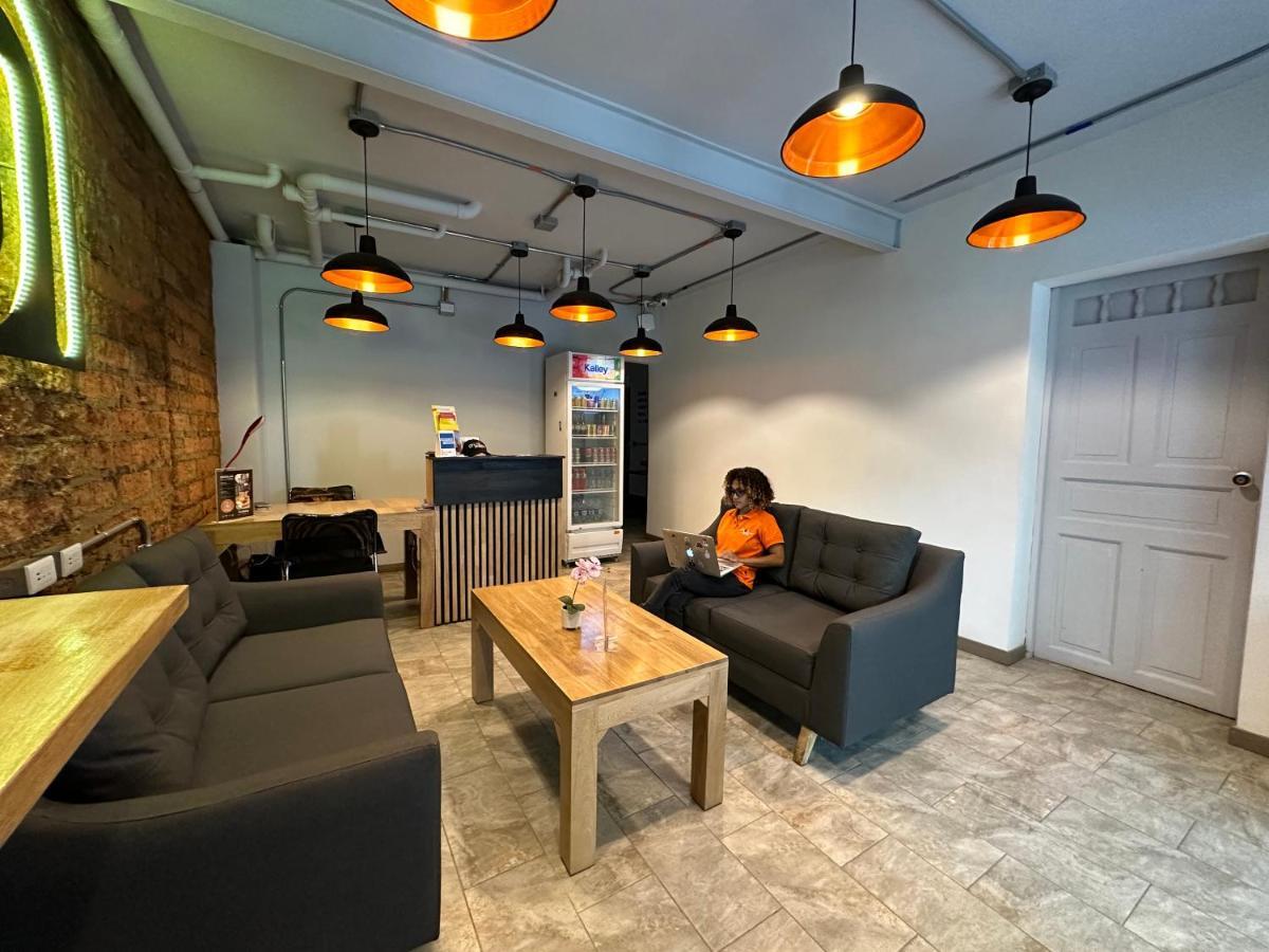 Colinkhouse Hotel Медельїн Екстер'єр фото